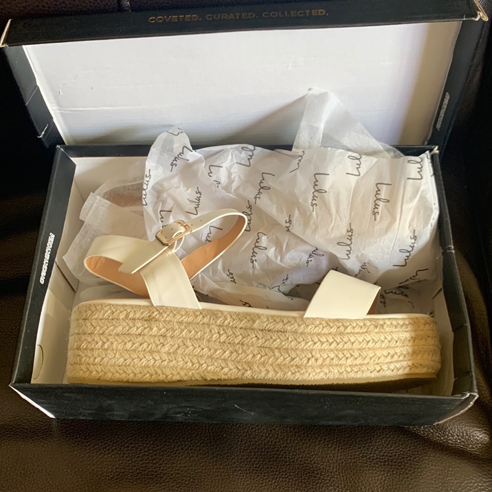 Lulu’s sandal
